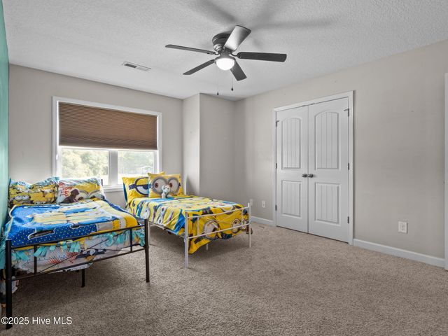 216 Shell Rock Landing Road, Hubert, NC 28539