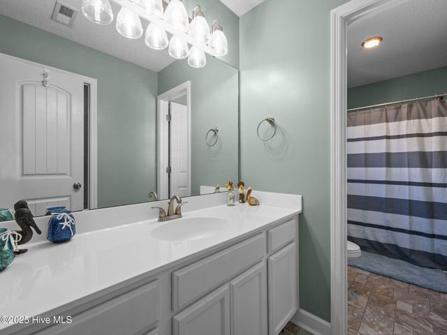 216 Shell Rock Landing Road, Hubert, NC 28539