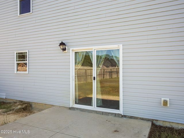 216 Shell Rock Landing Road, Hubert, NC 28539