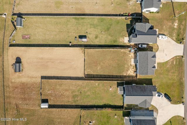 216 Shell Rock Landing Road, Hubert, NC 28539