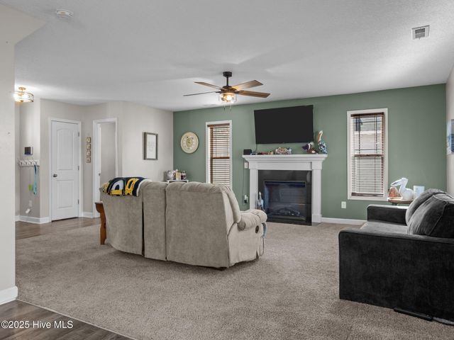 216 Shell Rock Landing Road, Hubert, NC 28539