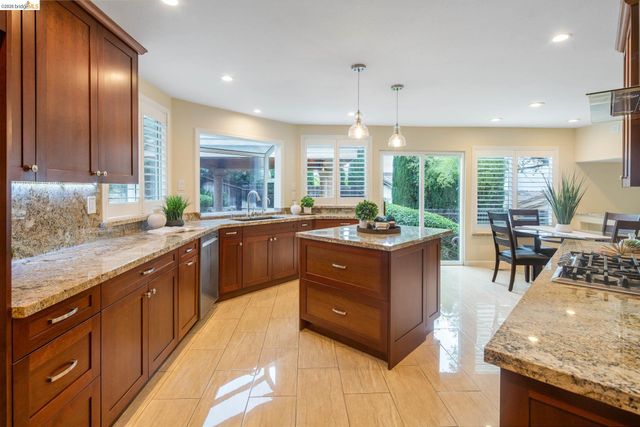 2521 Caddie Ln, Brentwood, CA 94513