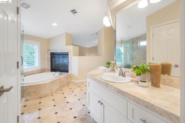 2521 Caddie Ln, Brentwood, CA 94513