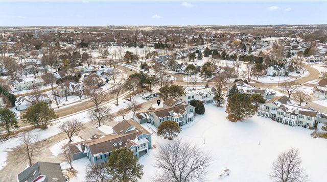 2510 VILLAGE LANE, Oshkosh, WI 54904