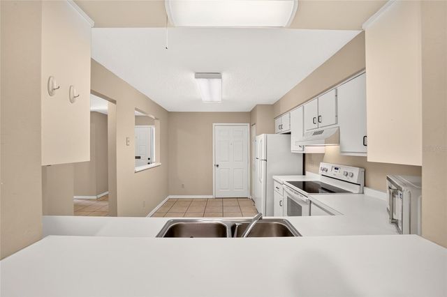 2478 SE 18TH CIRCLE, Ocala, FL 34471