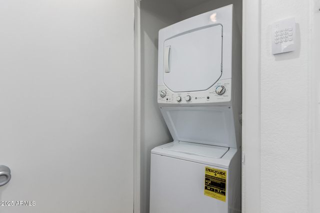 12207 N 21ST Avenue 4, Phoenix, AZ 85029