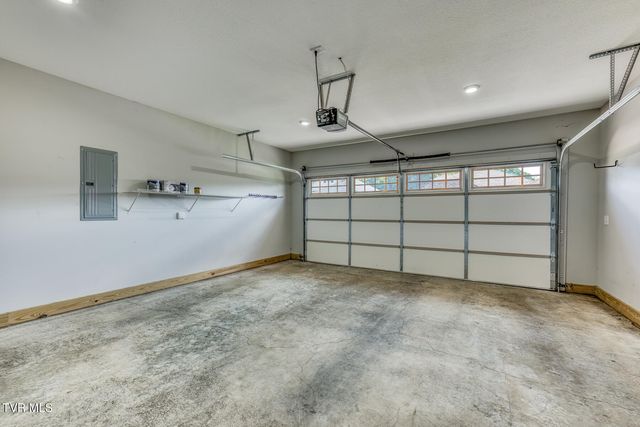 933 Riddle Ridge, Jonesborough, TN 37659