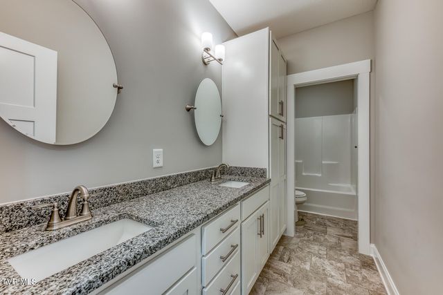 933 Riddle Ridge, Jonesborough, TN 37659