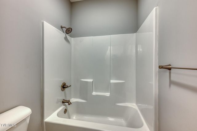 933 Riddle Ridge, Jonesborough, TN 37659