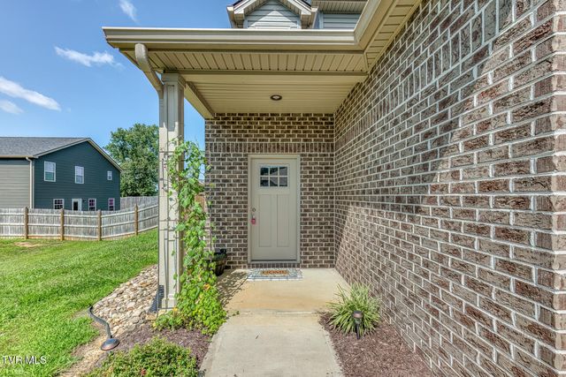 933 Riddle Ridge, Jonesborough, TN 37659