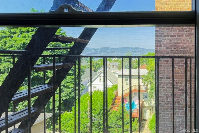 19 S Broadway 4F, Tarrytown, NY 10591