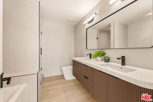 311 Bora Bora Way 3207, Marina Del Rey, CA 90292