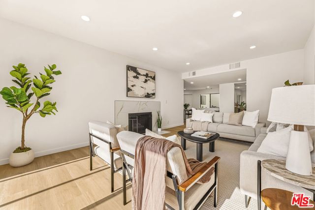 311 Bora Bora Way 3207, Marina Del Rey, CA 90292