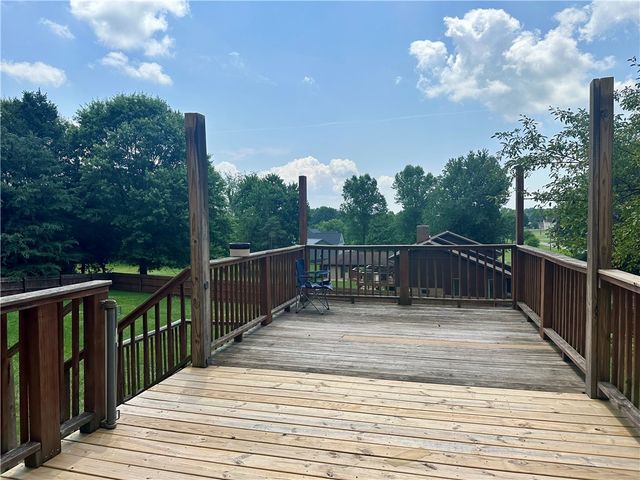 983 Cleland Mill Rd, North Beaver Twp, PA 16102