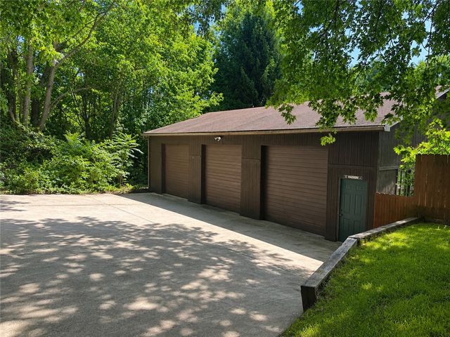 983 Cleland Mill Rd, North Beaver Twp, PA 16102
