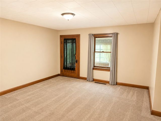983 Cleland Mill Rd, North Beaver Twp, PA 16102
