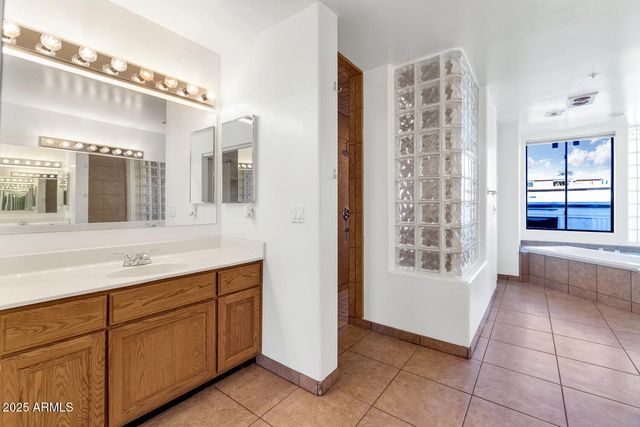 13017 N 18TH Place, Phoenix, AZ 85022