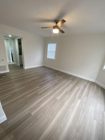 17389 N 63rd Rd Road N, The Acreage, FL 33470