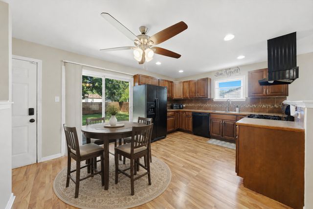 21730 Merrill Avenue, Sauk Village, IL 60411
