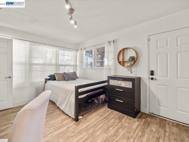 700 Fargo 1, San Leandro, CA 94579