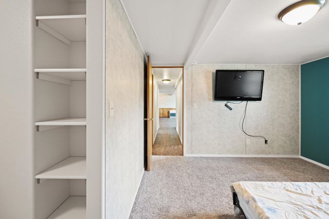 2334 GUNNER LANE, Fairbanks, AK 99712