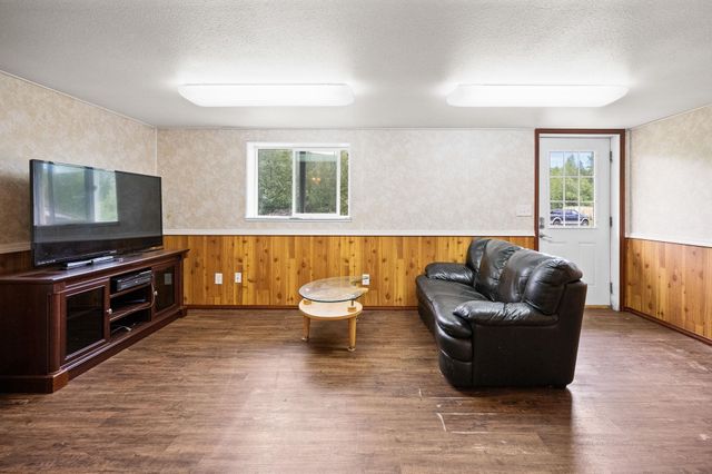 2334 GUNNER LANE, Fairbanks, AK 99712