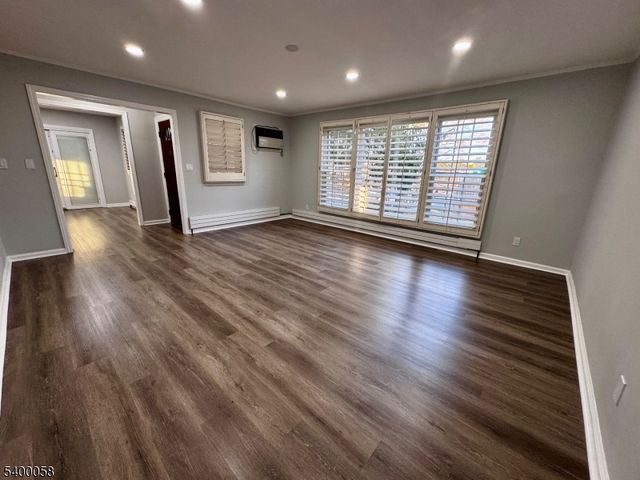 3 Fulper Pl, Clinton Twp., NJ 08809