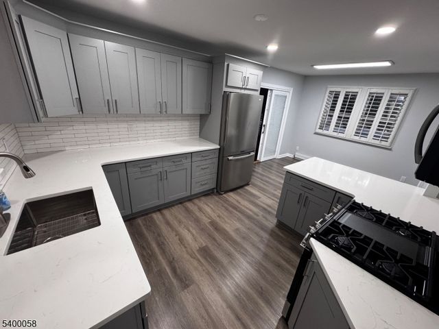 3 Fulper Pl, Clinton Twp., NJ 08809