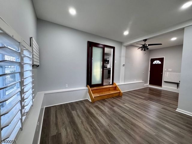 3 Fulper Pl, Clinton Twp., NJ 08809