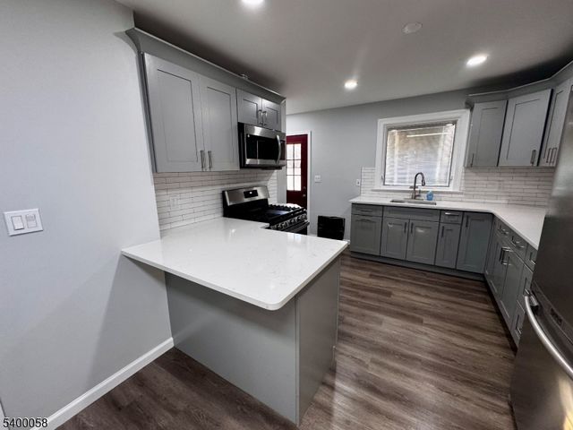 3 Fulper Pl, Clinton Twp., NJ 08809