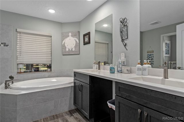 3076 N Stirrup Drive, Beverly Hills, FL 34465