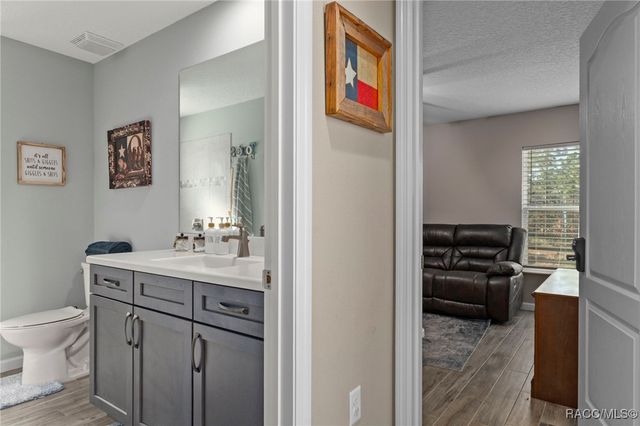 3076 N Stirrup Drive, Beverly Hills, FL 34465