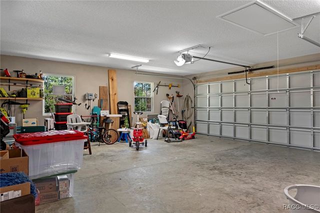 3076 N Stirrup Drive, Beverly Hills, FL 34465