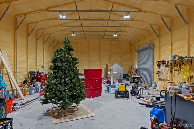 3076 N Stirrup Drive, Beverly Hills, FL 34465