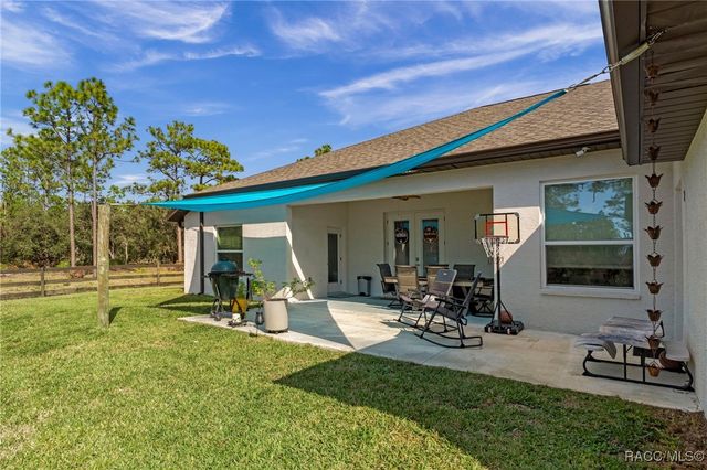 3076 N Stirrup Drive, Beverly Hills, FL 34465