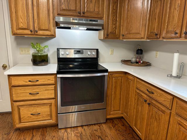 10733 County Road 8070, West Plains, MO 65775