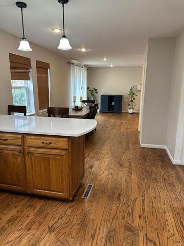 10733 County Road 8070, West Plains, MO 65775