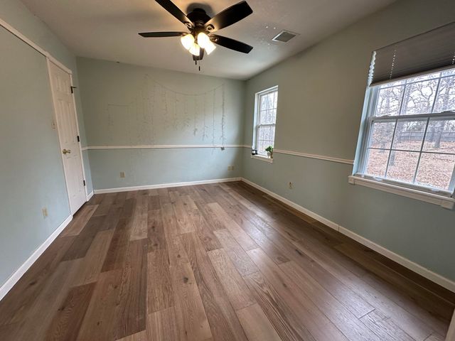 10733 County Road 8070, West Plains, MO 65775