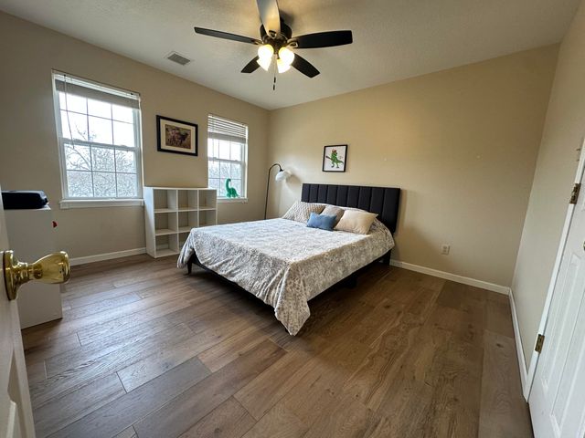 10733 County Road 8070, West Plains, MO 65775