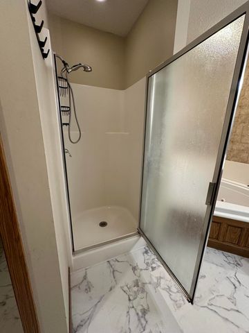 10733 County Road 8070, West Plains, MO 65775