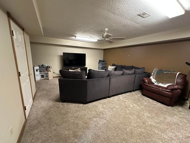 10733 County Road 8070, West Plains, MO 65775