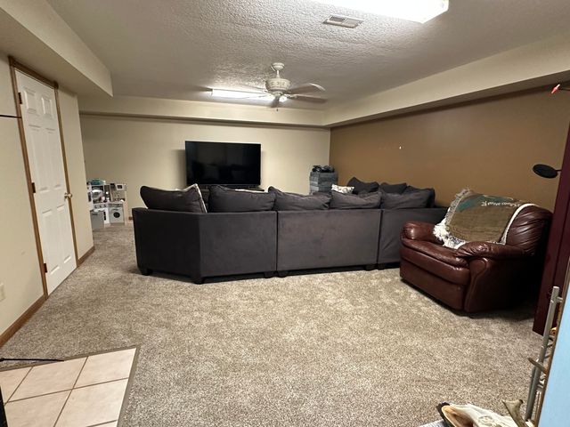 10733 County Road 8070, West Plains, MO 65775