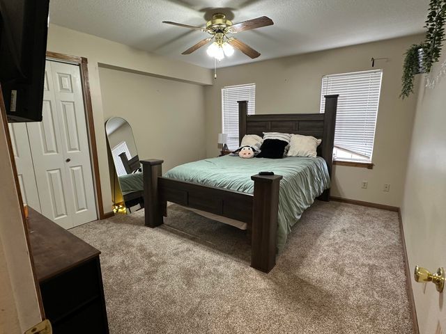 10733 County Road 8070, West Plains, MO 65775