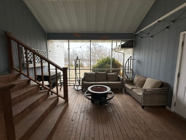 10733 County Road 8070, West Plains, MO 65775