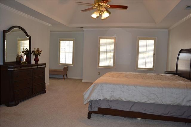 1530 N Milford Creek SW Lane, Marietta, GA 30008