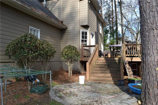 1530 N Milford Creek SW Lane, Marietta, GA 30008