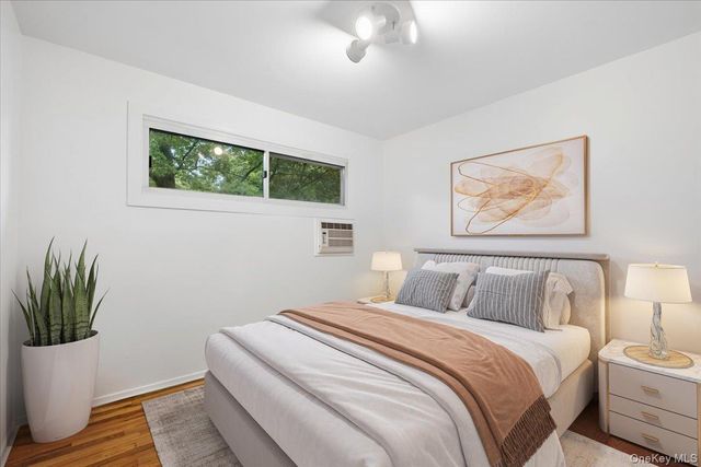21 Tanglewood Road, Scarsdale, NY 10583