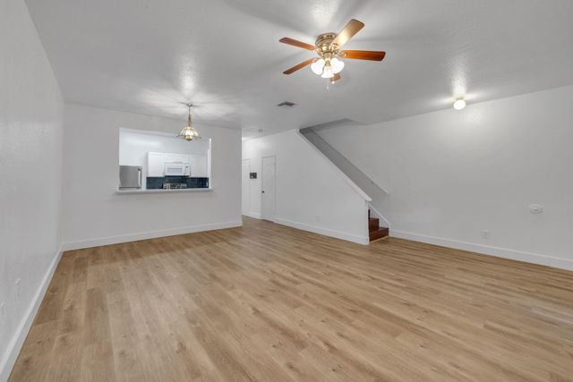 6000 Reims Road 4103, Houston, TX 77036