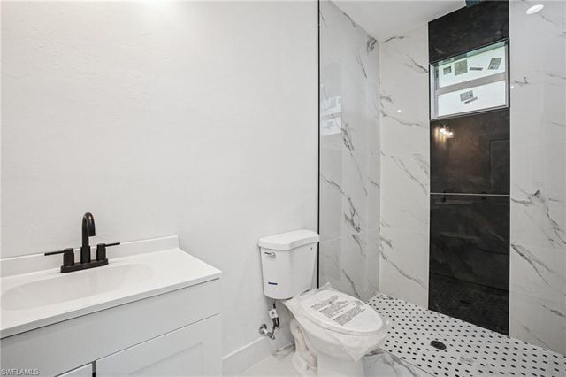 524 FairFax AVE, Lehigh Acres, FL 33974