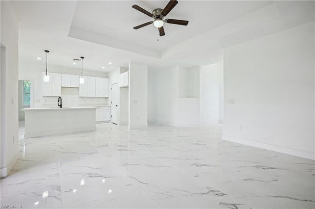 524 FairFax AVE, Lehigh Acres, FL 33974